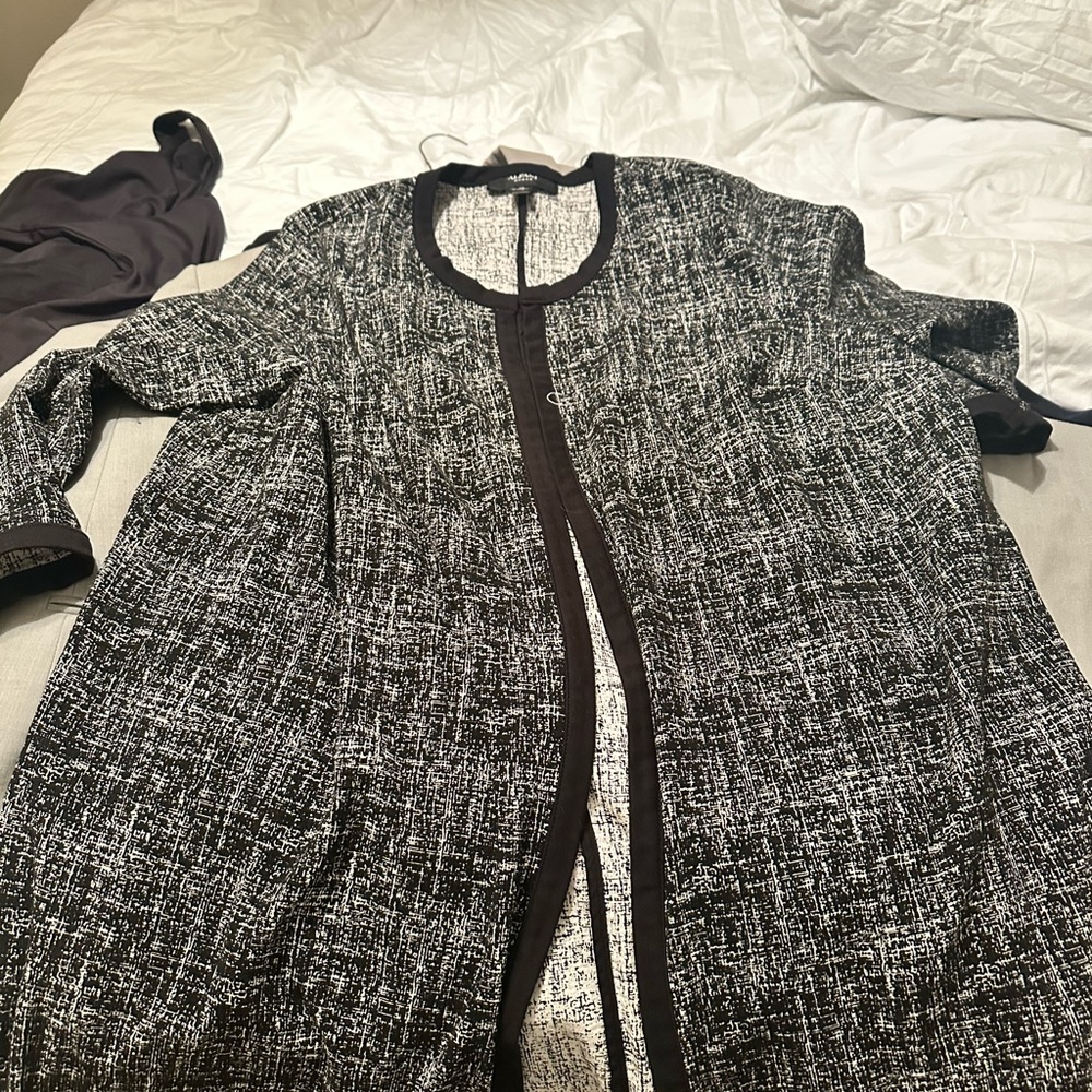 Chic Black and White printed Tweed Jacket